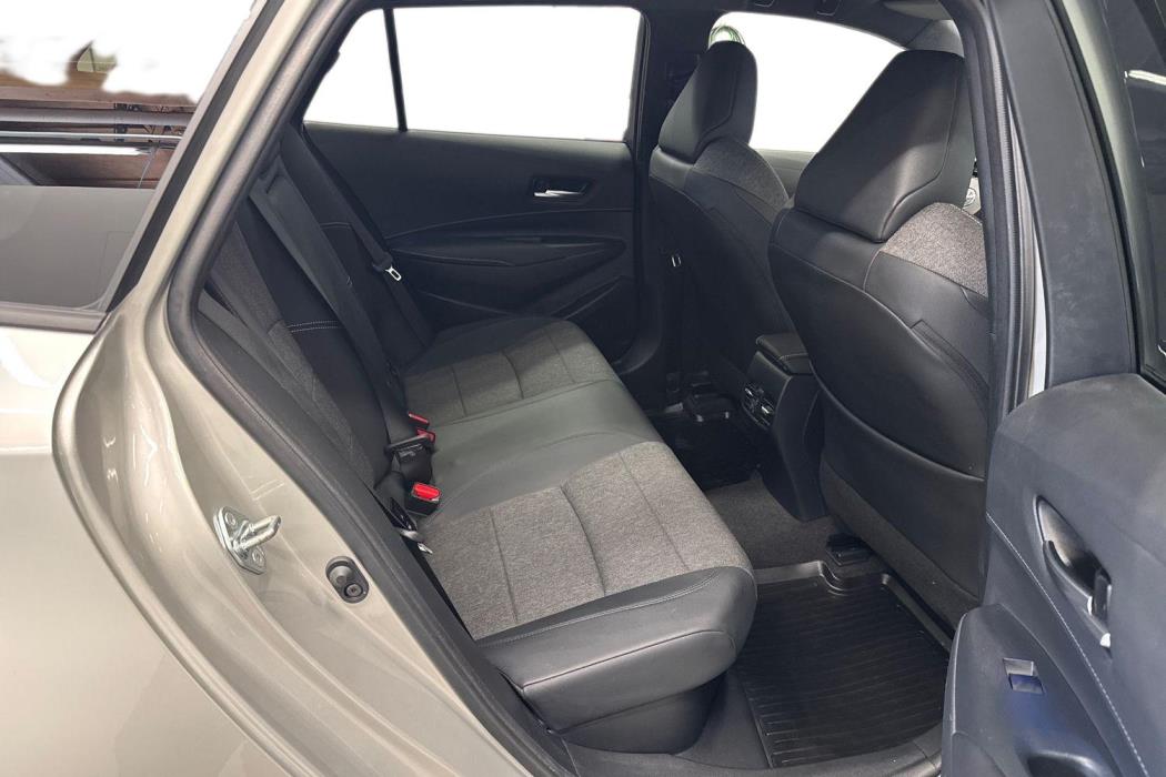 TOYOTA COROLLA 2024