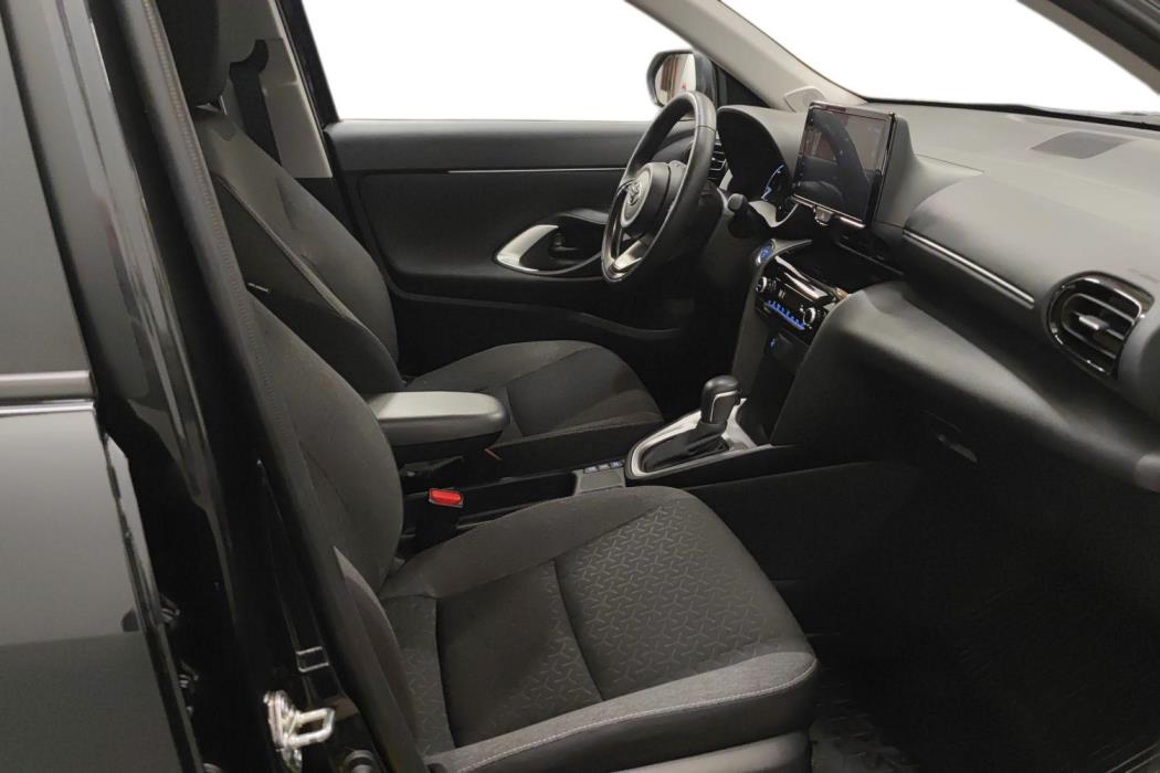 TOYOTA Yaris Cross 2023