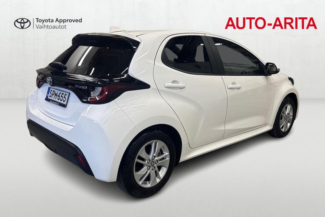 TOYOTA YARIS 2023