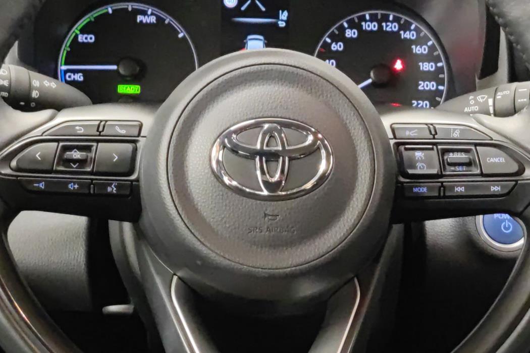 TOYOTA YARIS 2023
