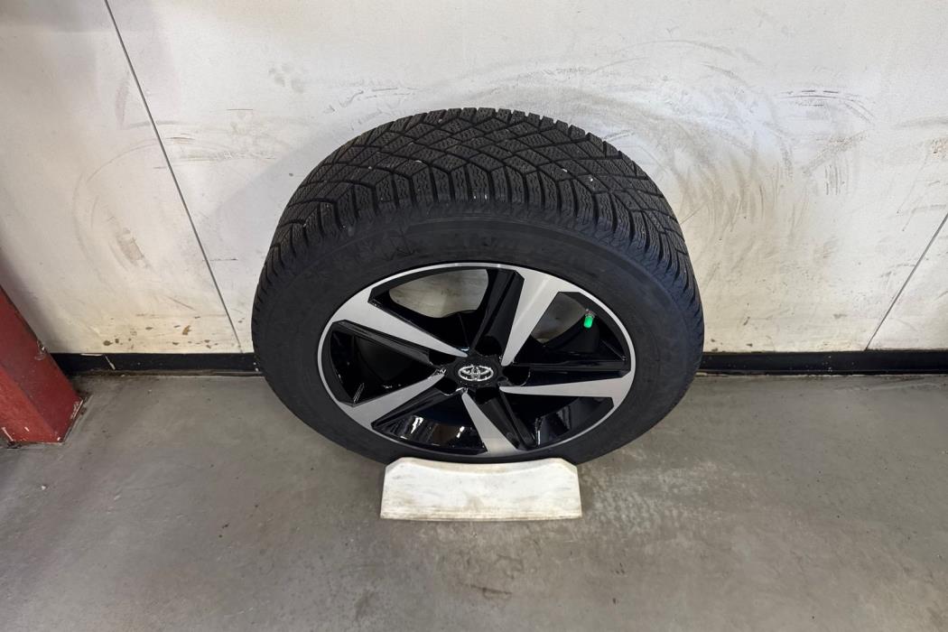 TOYOTA COROLLA 2024