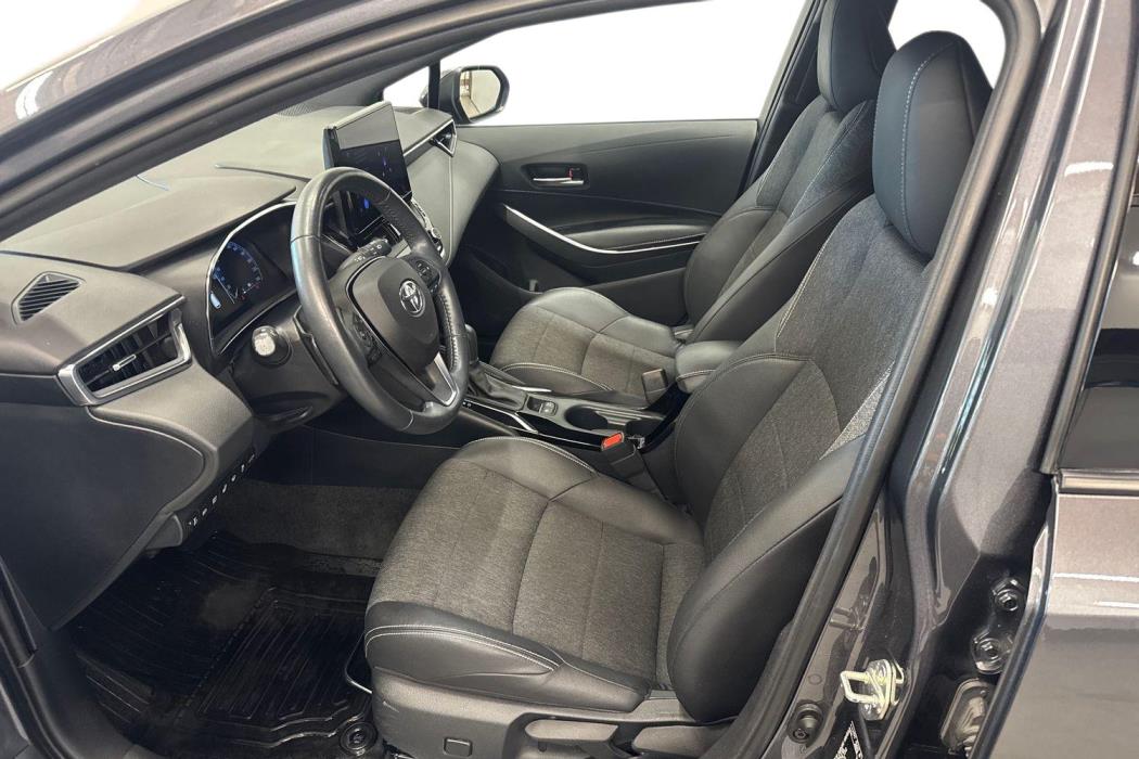 TOYOTA COROLLA 2024