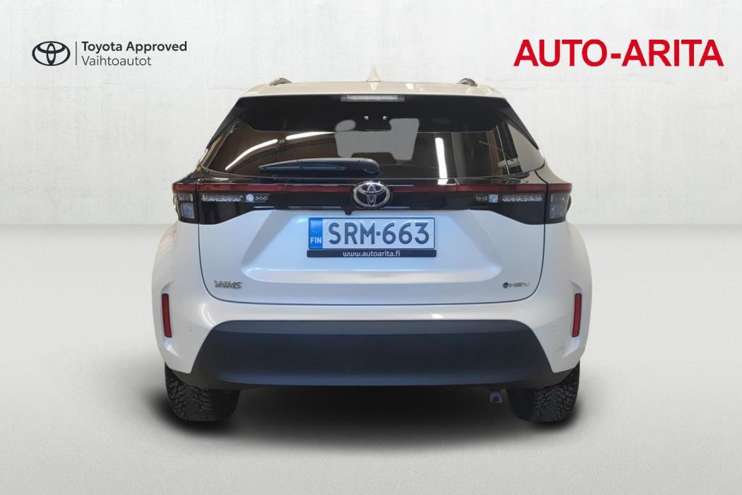 TOYOTA Yaris Cross 2024