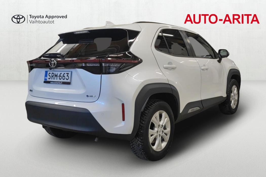 TOYOTA Yaris Cross 2024