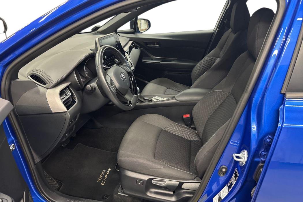 TOYOTA C-HR 2022