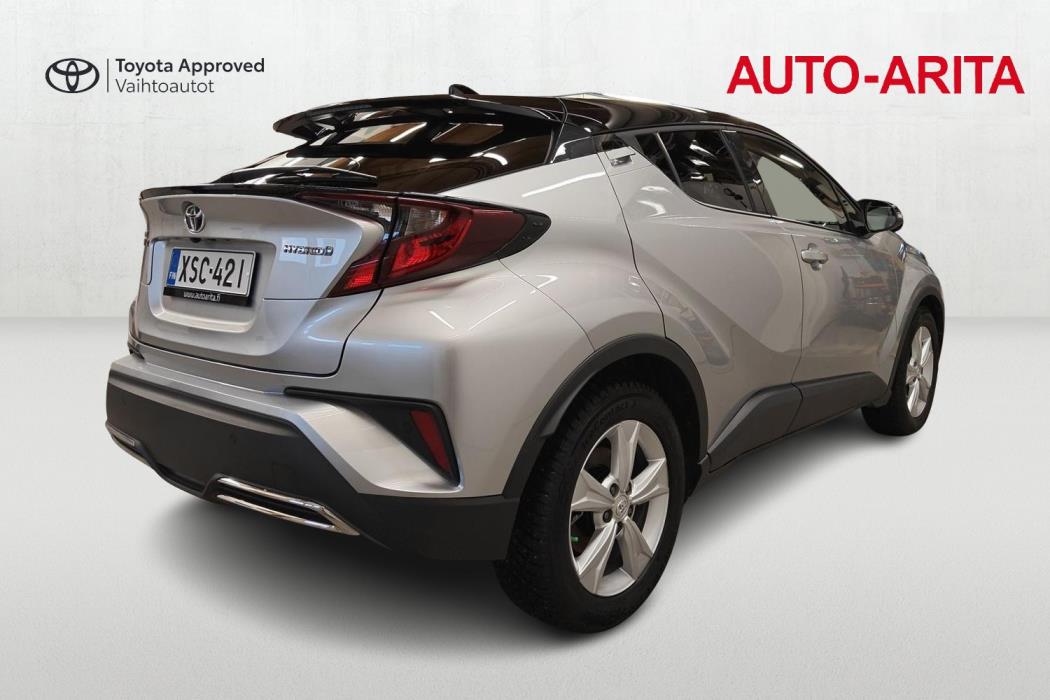 TOYOTA C-HR 2023