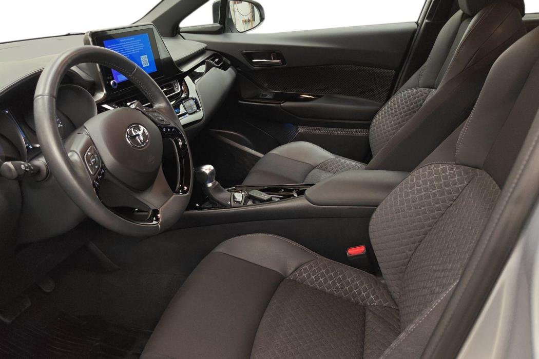 TOYOTA C-HR 2023