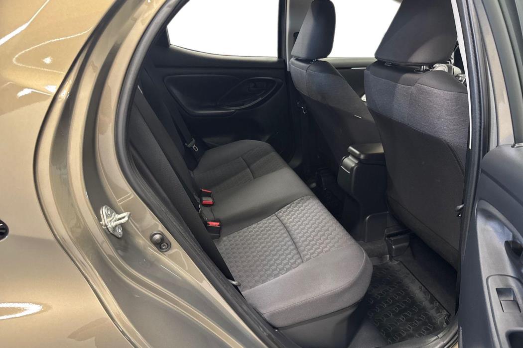 TOYOTA YARIS 2023