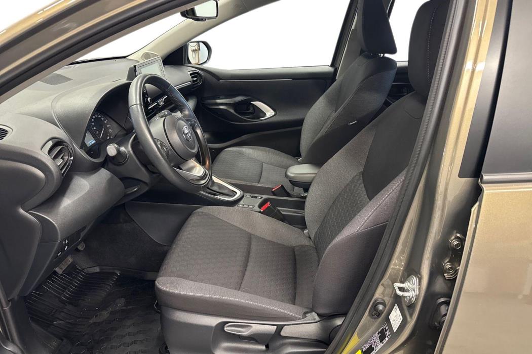 TOYOTA YARIS 2023