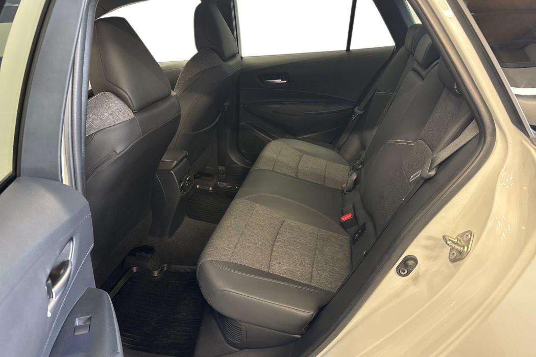 TOYOTA COROLLA 2024