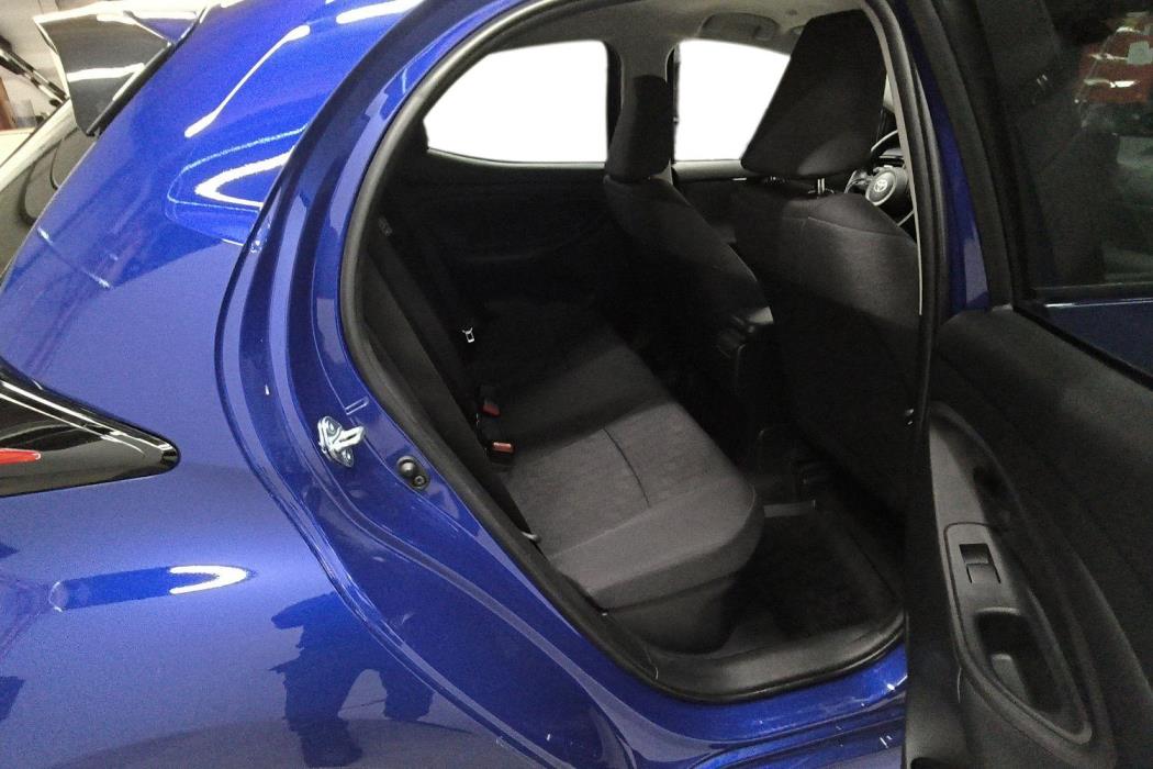 TOYOTA YARIS 2024