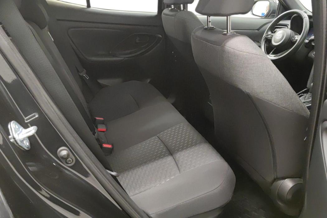 TOYOTA Yaris Cross 2024