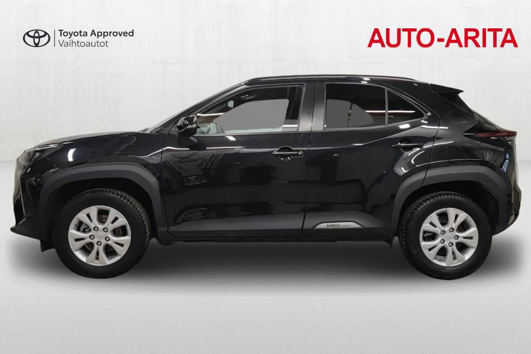 TOYOTA Yaris Cross 2024