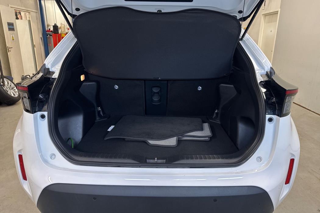 TOYOTA Yaris Cross 2026