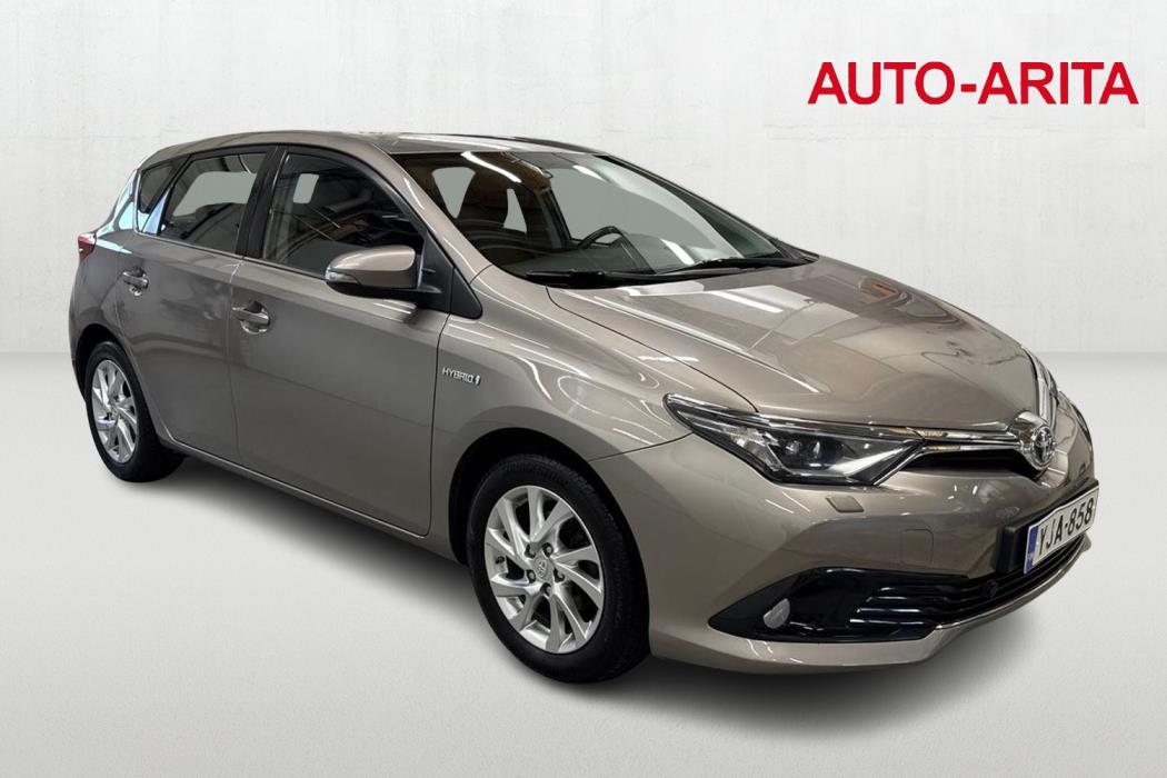 TOYOTA AURIS 2015