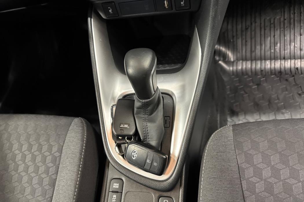 TOYOTA YARIS 2022