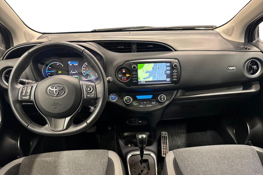 TOYOTA YARIS 2020