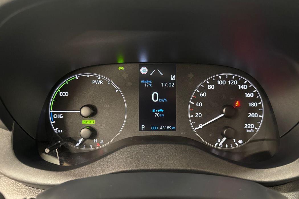 TOYOTA YARIS 2024