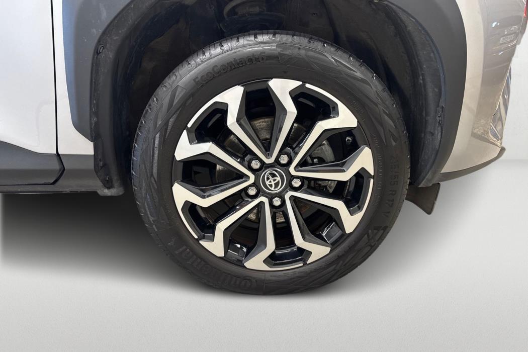 TOYOTA Yaris Cross 2024