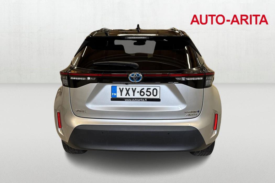 TOYOTA Yaris Cross 2024
