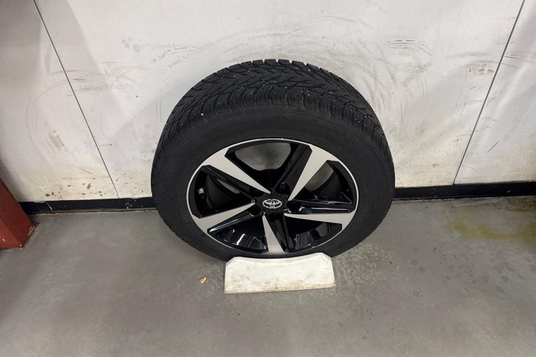 TOYOTA COROLLA 2024