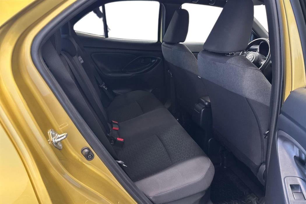 TOYOTA Yaris Cross 2023