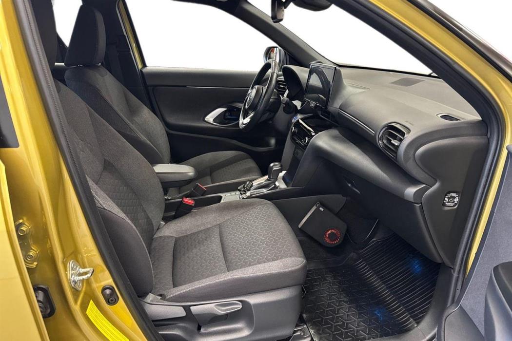 TOYOTA Yaris Cross 2023