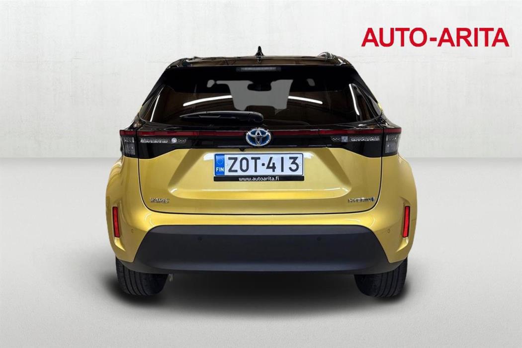 TOYOTA Yaris Cross 2023
