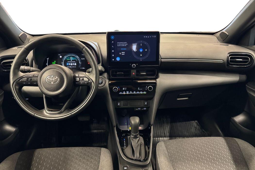 TOYOTA Yaris Cross 2024