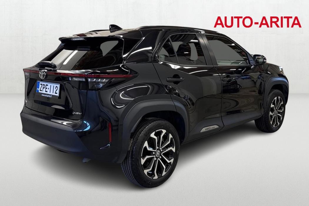 TOYOTA Yaris Cross 2024