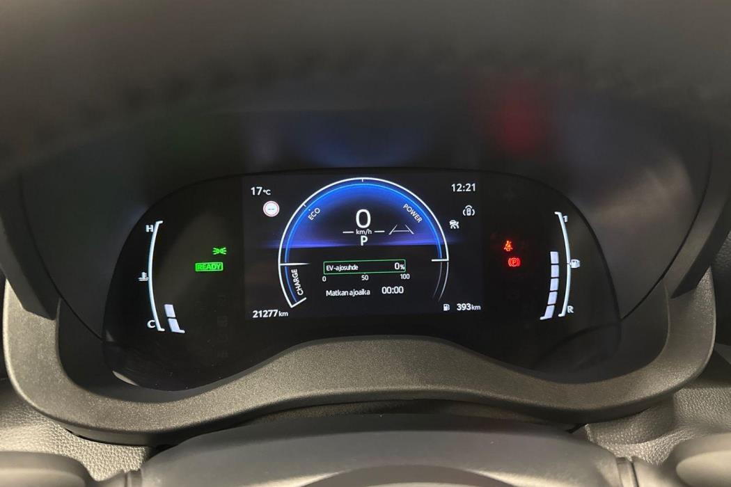 TOYOTA YARIS 2025
