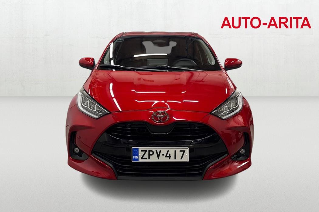TOYOTA YARIS 2025