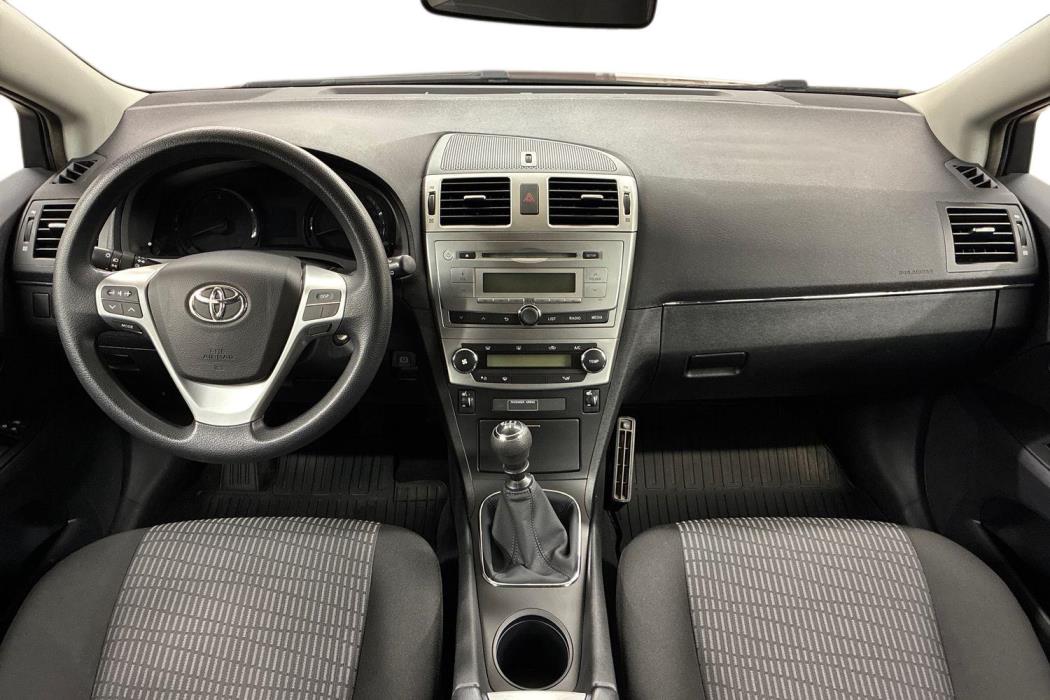 Toyota Avensis 2014