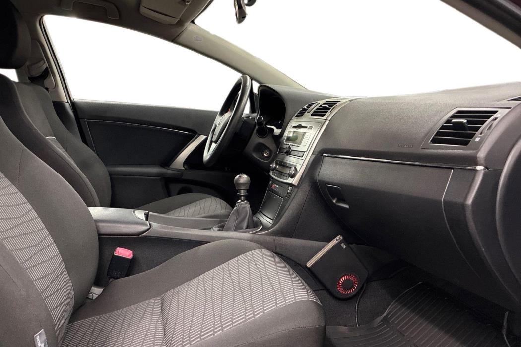 Toyota Avensis 2014