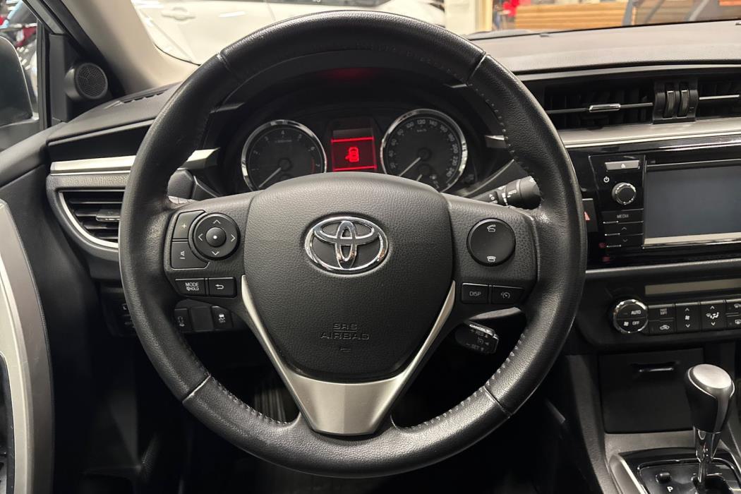 TOYOTA COROLLA 2014