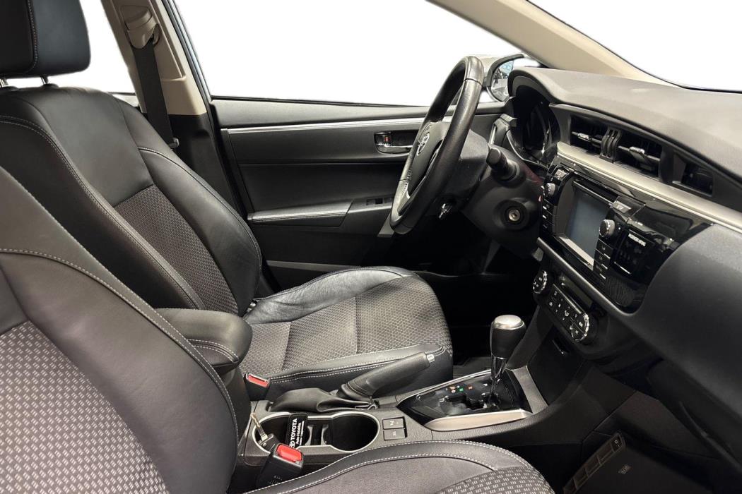 TOYOTA COROLLA 2014