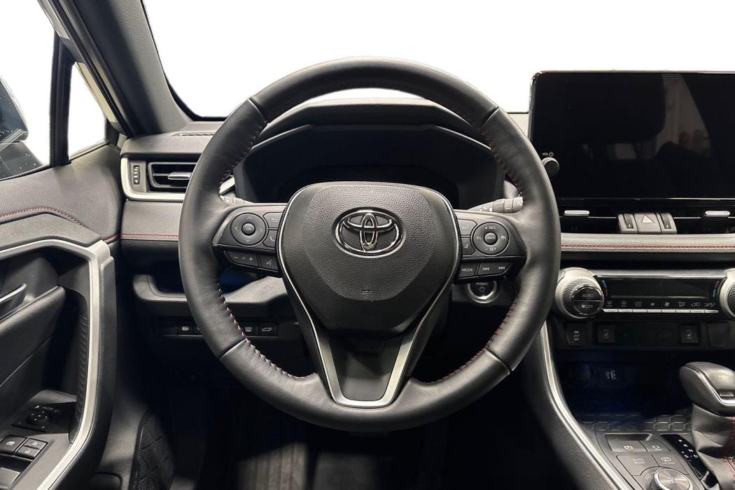 Toyota RAV4 Plug-in 2025