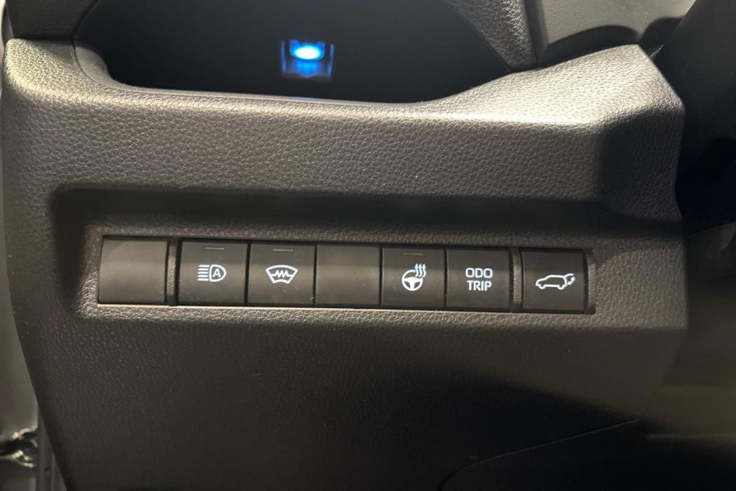 Toyota RAV4 Plug-in 2025