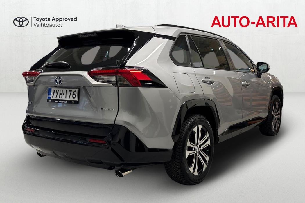 Toyota RAV4 Plug-in 2025