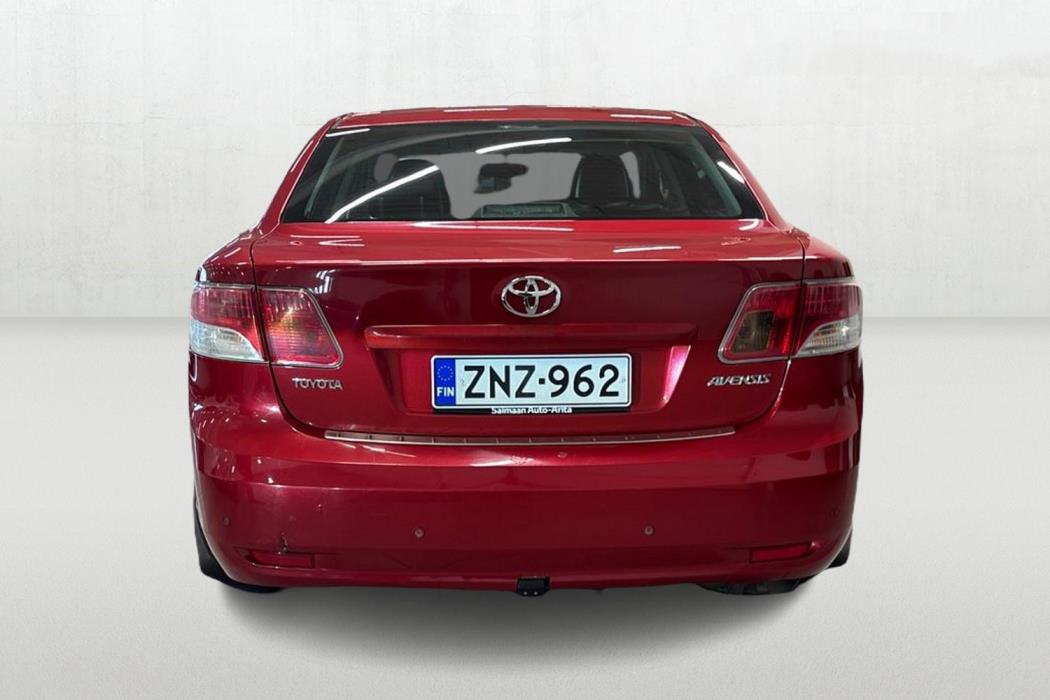 TOYOTA AVENSIS 2011