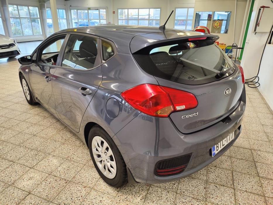 KIA cee'd 2015