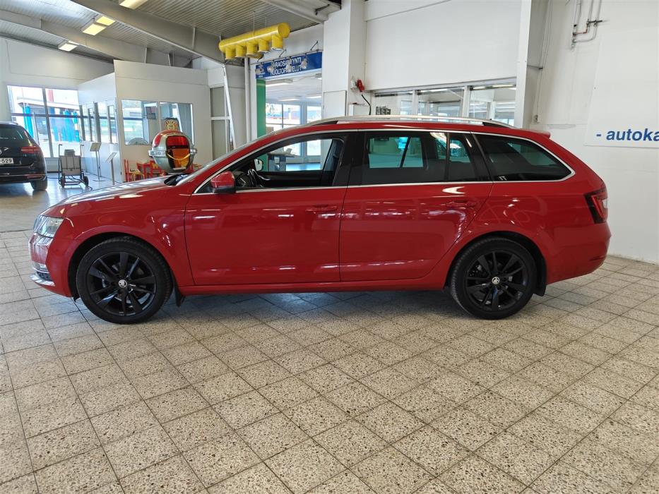 SKODA OCTAVIA 2019