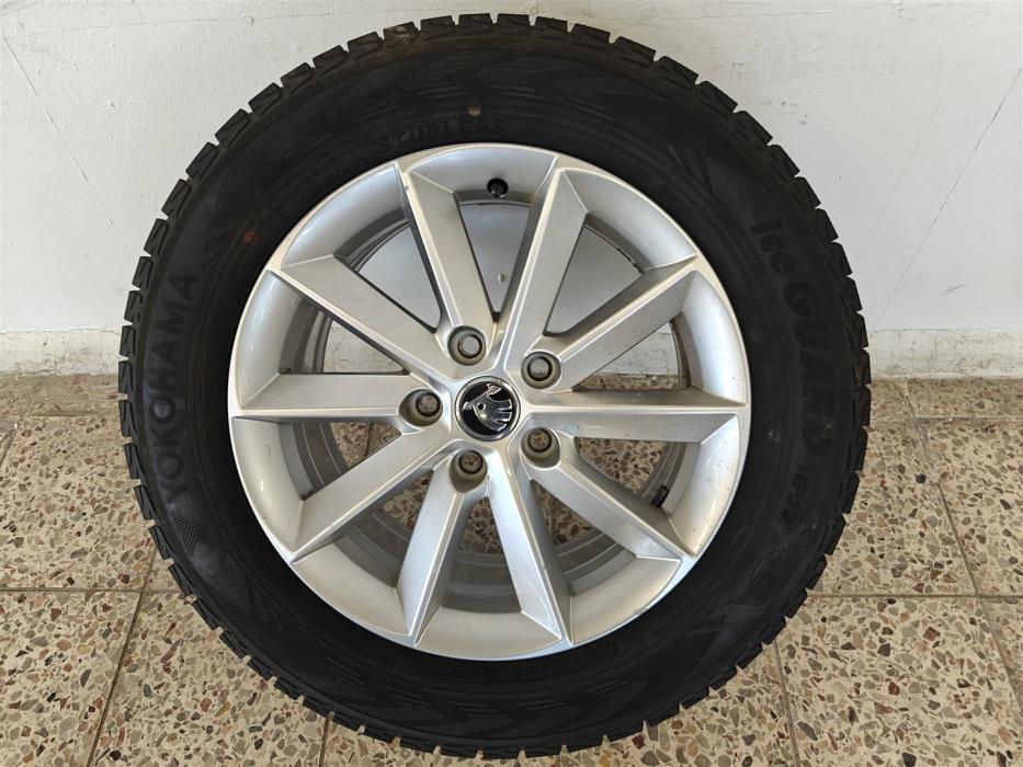 SKODA YETI 2016