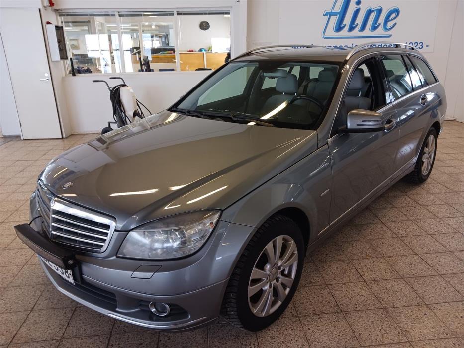 MERCEDES-BENZ C 2009