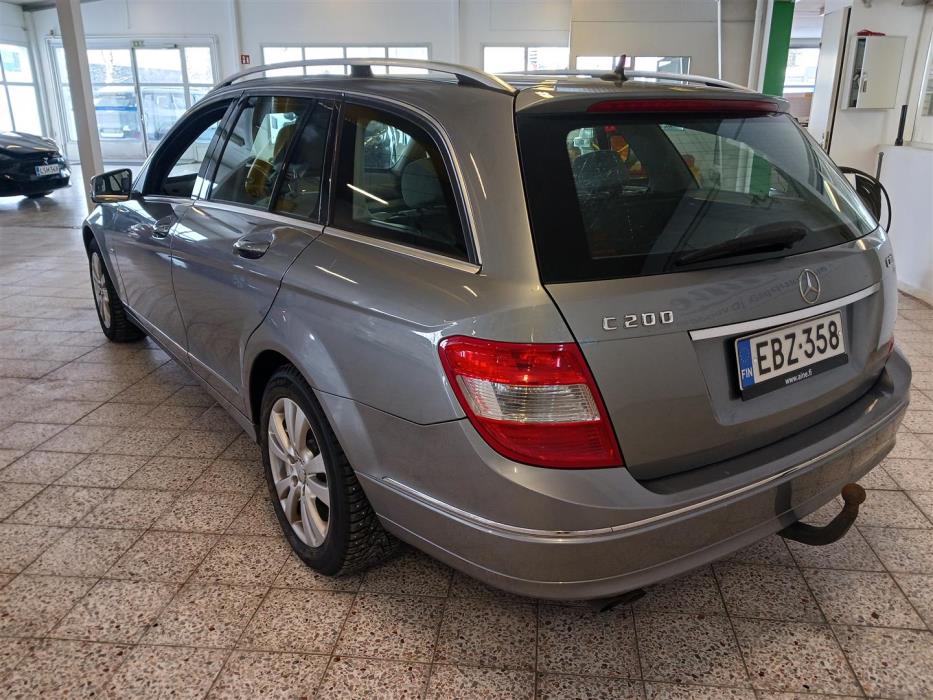 MERCEDES-BENZ C 2009