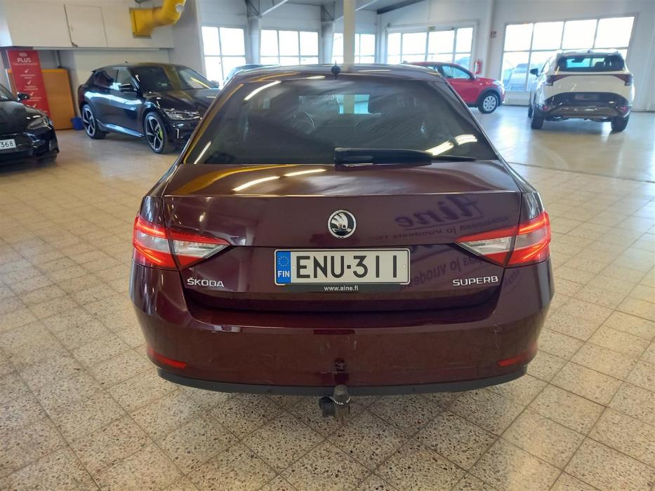 SKODA SUPERB 2015