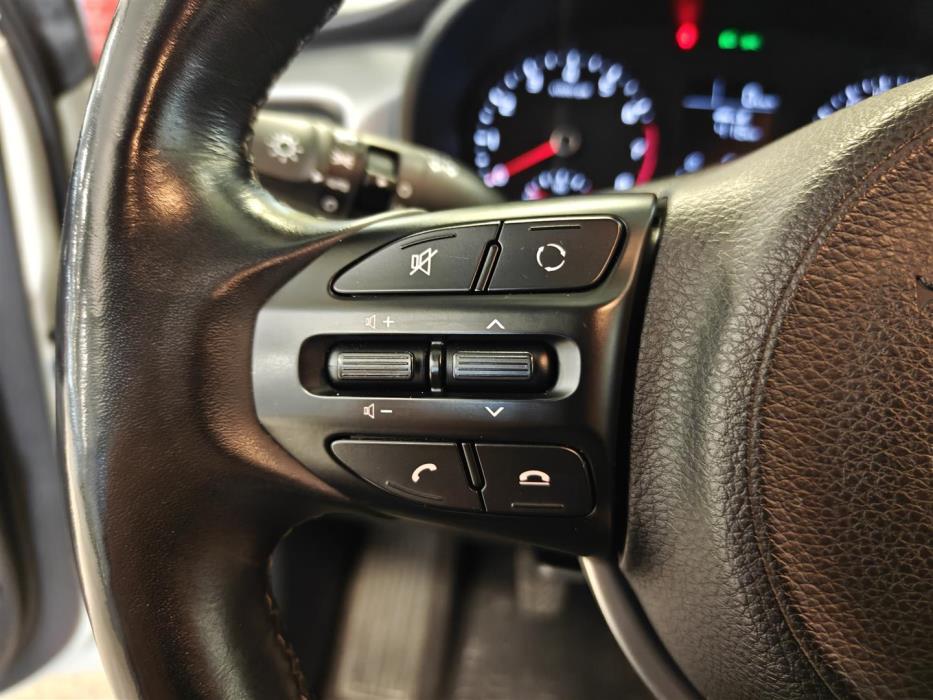 KIA RIO 2018