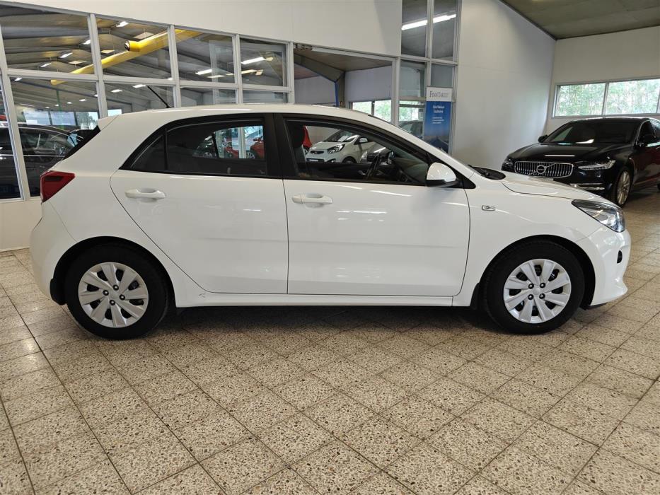 KIA RIO 2018