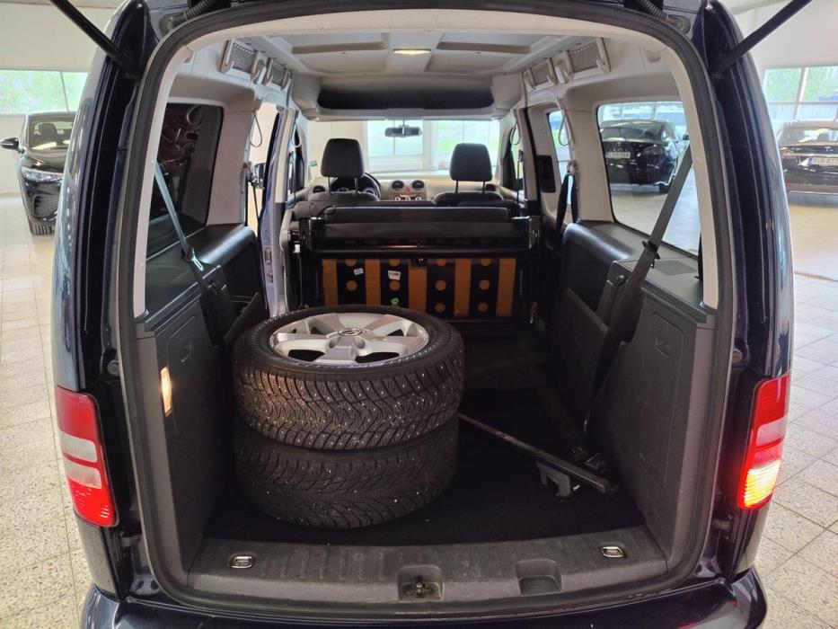 Volkswagen Caddy Maxi 2010