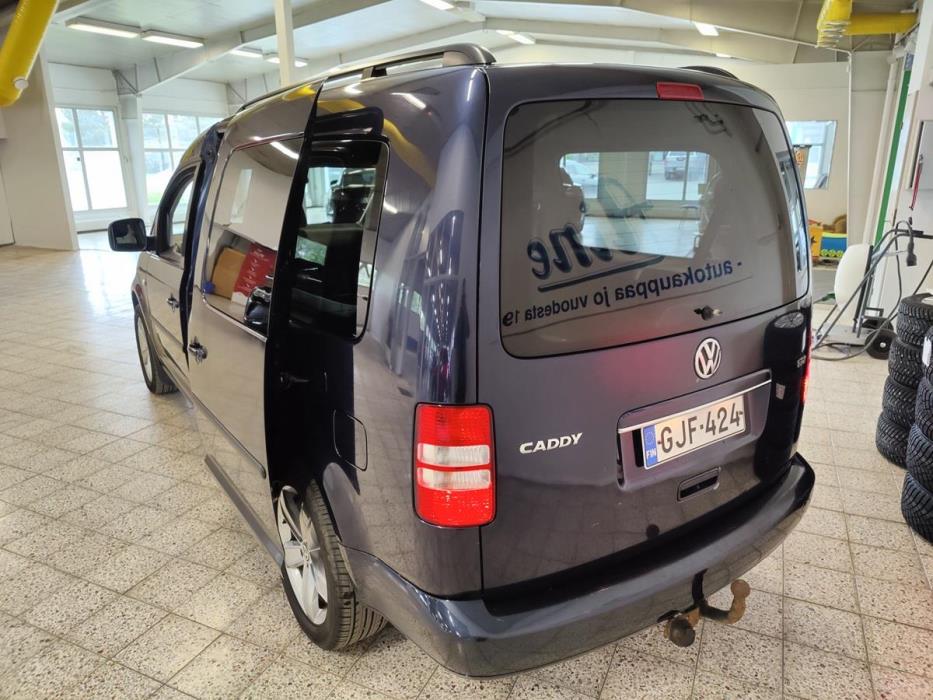 Volkswagen Caddy Maxi 2010
